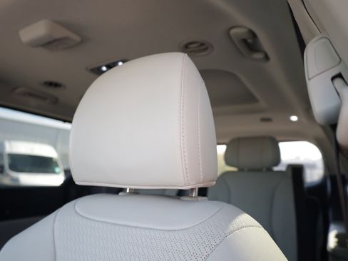 New 2026 Kia Carnival SX Prestige FWD image 20