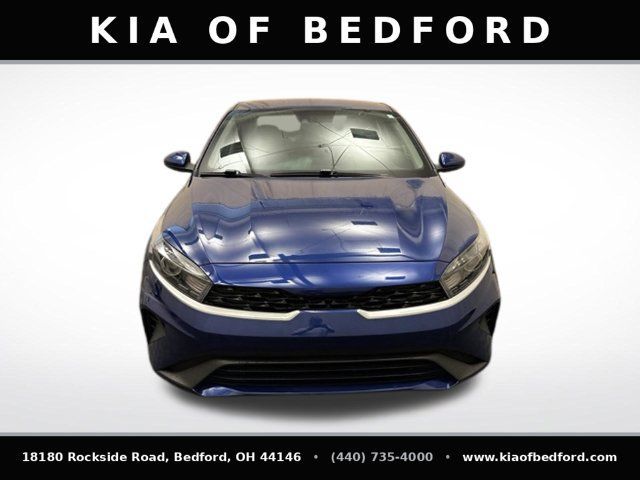 Certified 2023 Kia Forte LXS FWD image 2