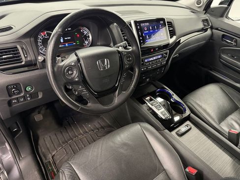 Used 2017 Honda Pilot Elite image 12