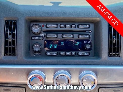 Used 2006 Chevrolet SSR w/ Preferred Equipment Group RWD image 30