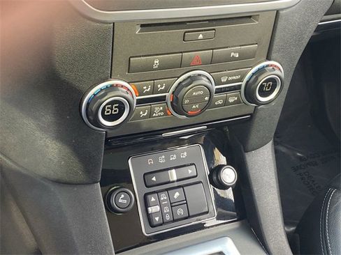 Used 2016 Land Rover LR4 HSE Silver Edition image 17