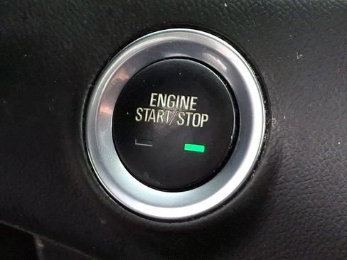 Used 2020 GMC Terrain SLE image 28