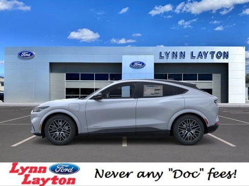 New 2025 Ford Mustang Mach-E Premium image 3