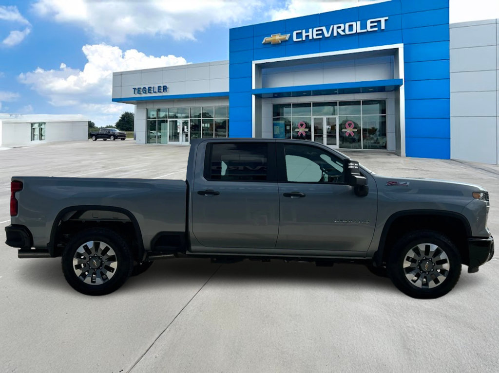 New 2026 Chevrolet Silverado 2500 Custom w/ Custom Value Package AWD/4WD image 4