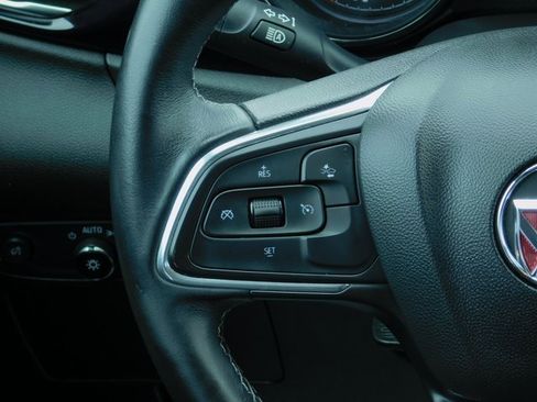 Used 2020 Buick Encore GX Select image 18