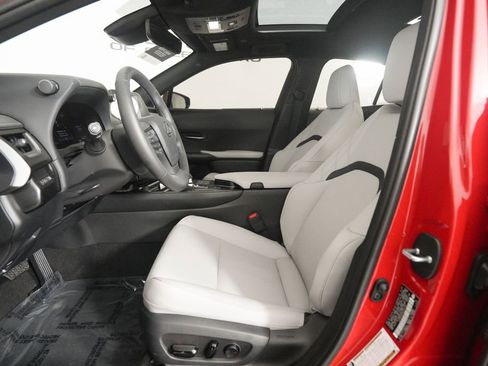 Certified 2025 Lexus UX 300h FWD w/ Accessory Package (Z1) image 9