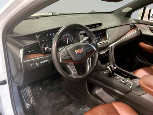Used 2021 Cadillac XT5 Premium Luxury AWD/4WD image 14