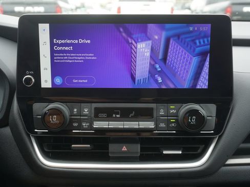 Certified 2025 Toyota Grand Highlander FWD image 10