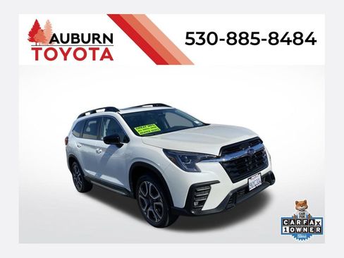 Used 2025 Subaru Ascent Limited AWD/4WD image 1