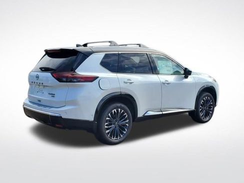 New 2026 Nissan Rogue Platinum w/ Platinum Premium Package image 5