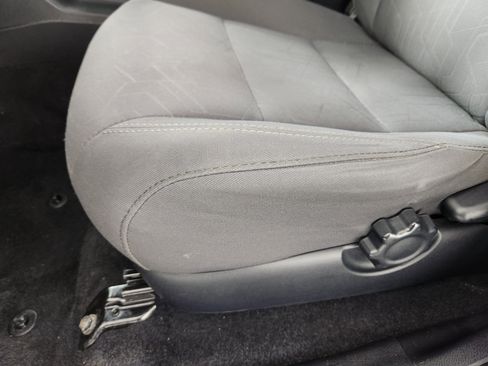 Used 2017 Toyota Tacoma TRD Off-Road image 13