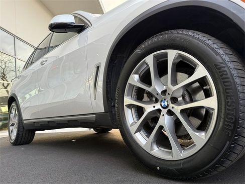 Used 2021 BMW X5 xDrive40i w/ Premium Package 2 image 10