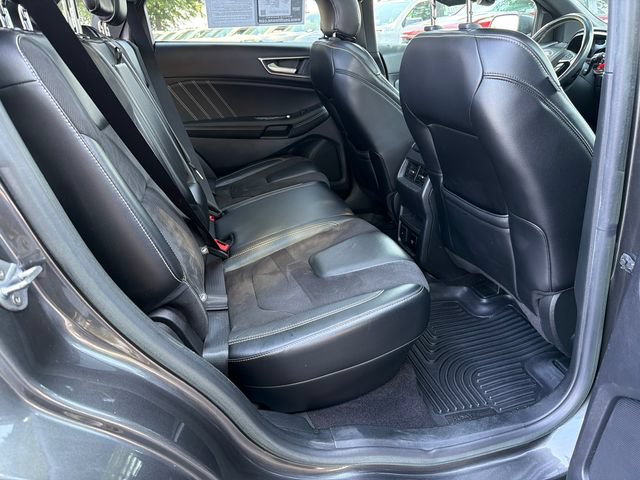 Used 2019 Ford Edge ST w/ Convenience Package AWD/4WD image 15