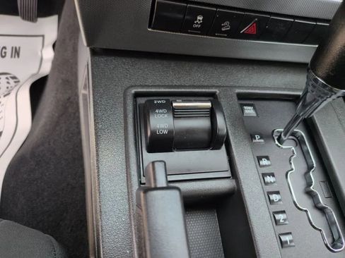 Used 2011 Jeep Liberty Sport image 20