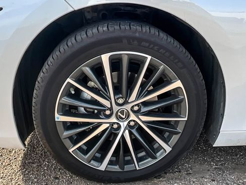 Used 2023 Lexus ES 350 w/ Premium Package image 23