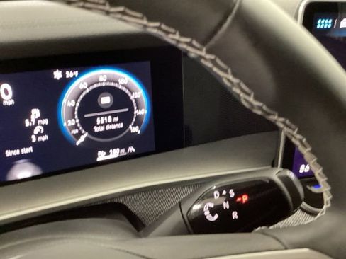 Certified 2025 Volkswagen Tiguan S image 17