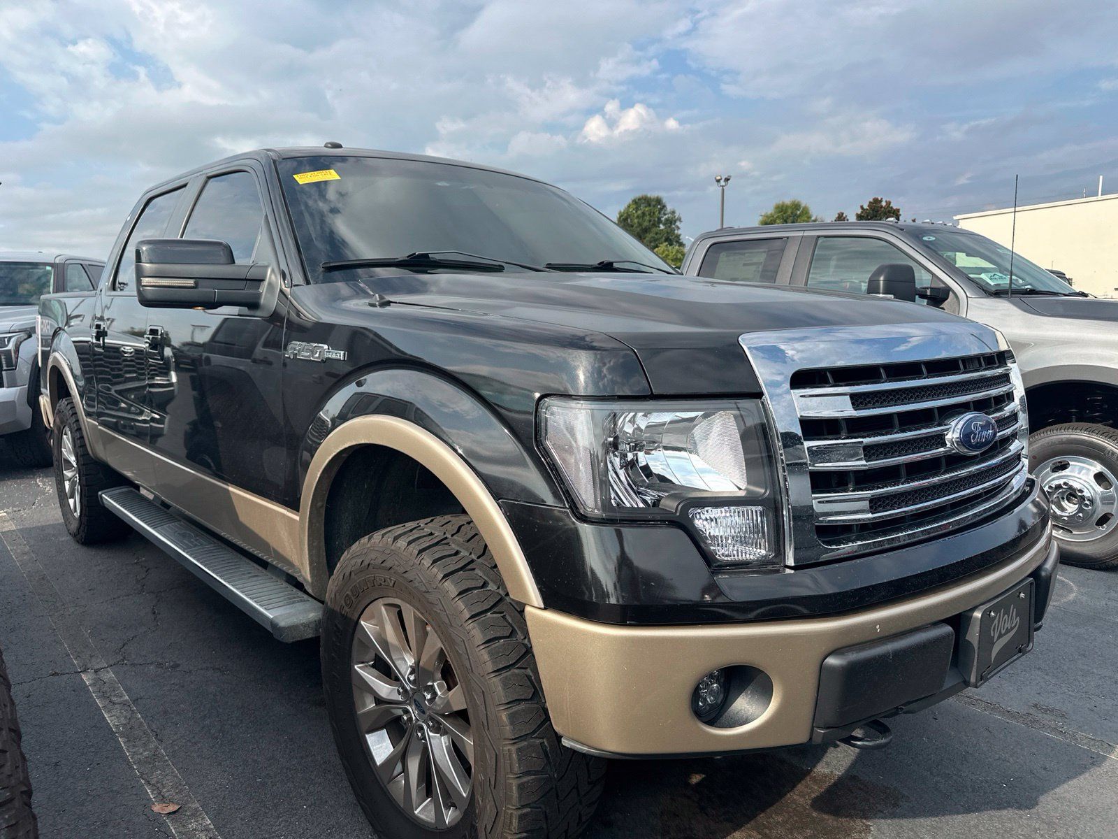 Used 2014 Ford F150 Lariat w/ Equipment Group 501A Mid AWD/4WD image 2