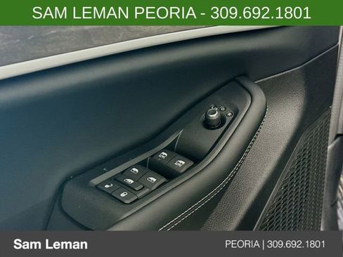 New 2026 Jeep Grand Cherokee Altitude image 18