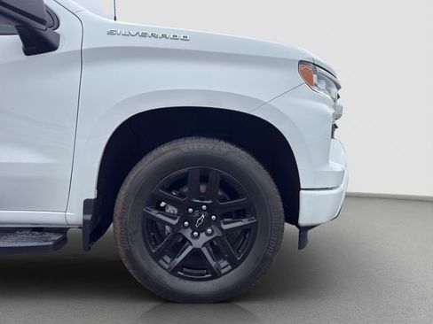Used 2024 Chevrolet Silverado 1500 RST RWD image 21