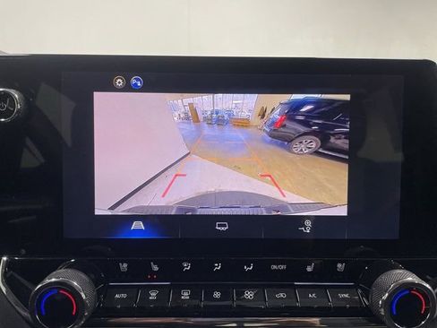 New 2026 Chevrolet Colorado Z71 w/ Z71 Convenience Package 2 AWD/4WD image 17