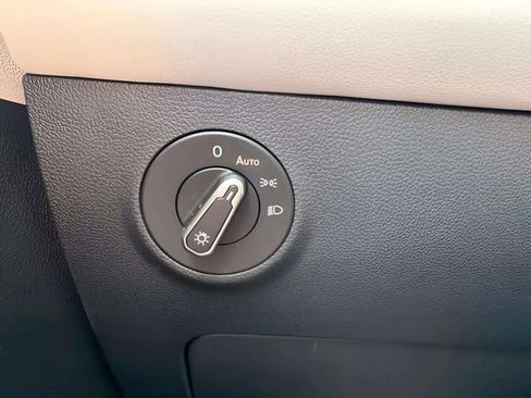 Used 2025 Volkswagen Taos S FWD image 6