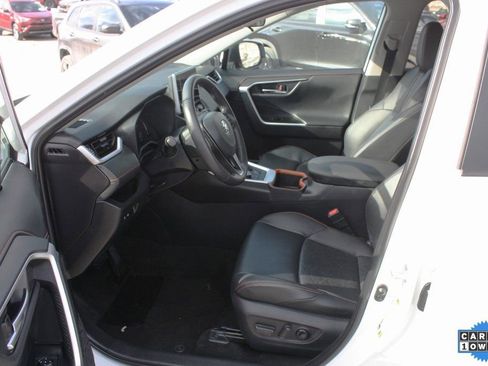 Used 2024 Toyota RAV4 Adventure image 13