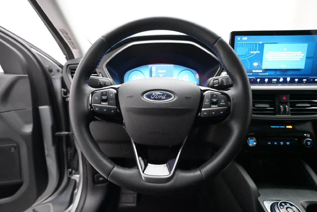 Used 2024 Ford Escape Active w/ Tech Pack #2 AWD/4WD image 4