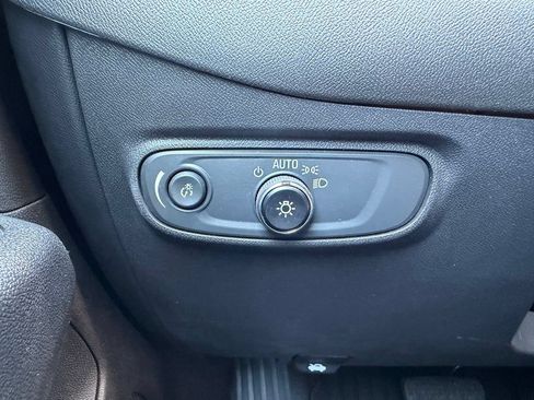 Used 2023 Chevrolet Equinox RS w/ RS Leather Package AWD/4WD image 28