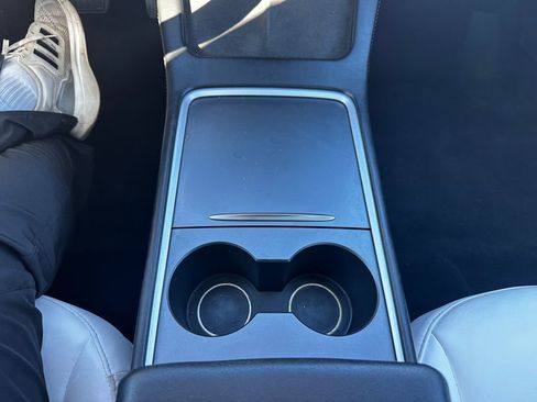 Used 2023 Tesla Model 3 Standard Range image 51