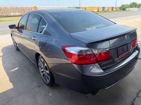 Used 2014 Honda Accord Sport image 4