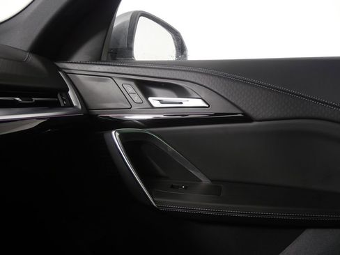 Certified 2025 BMW X2 xDrive28i w/ Technology Package image 25