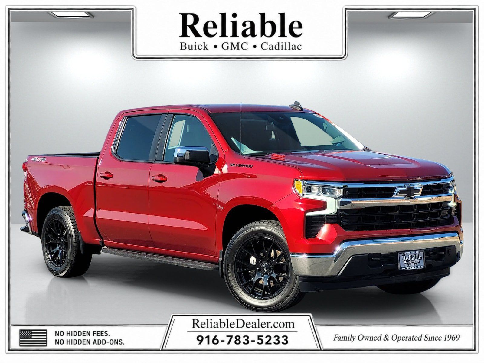 Used 2022 Chevrolet Silverado 1500 LT w/ Leather Package AWD/4WD image 1