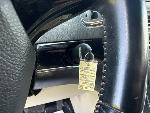 Used 2019 Dodge Grand Caravan SXT FWD image 20