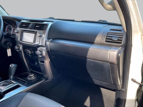 Used 2019 Toyota 4Runner SR5 Premium AWD/4WD image 18