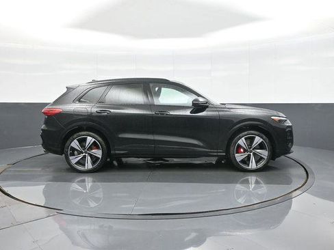 New 2026 Audi SQ5 Premium Plus AWD/4WD image 8