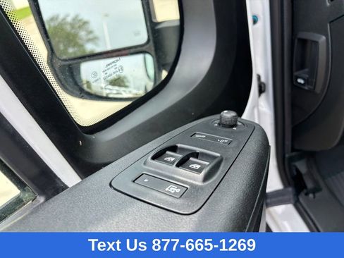 Used 2025 RAM ProMaster 3500 w/ Convenience Group FWD image 19