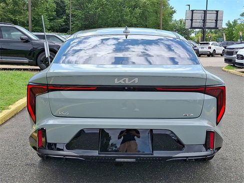 Certified 2025 Kia K4 GT-Line image 5