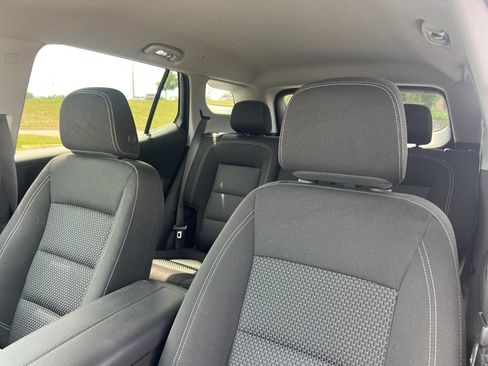 Used 2024 GMC Terrain SLE w/ Driver Convenience Package AWD/4WD image 12