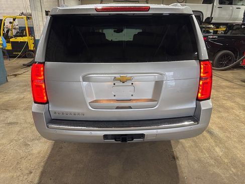 Used 2015 Chevrolet Suburban LTZ image 3