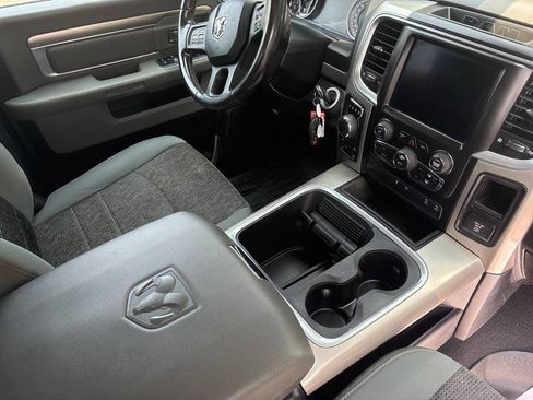 Used 2019 RAM 1500 Big Horn AWD/4WD image 10