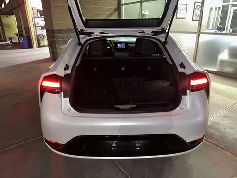 Used 2024 Toyota Prius Prime image 28