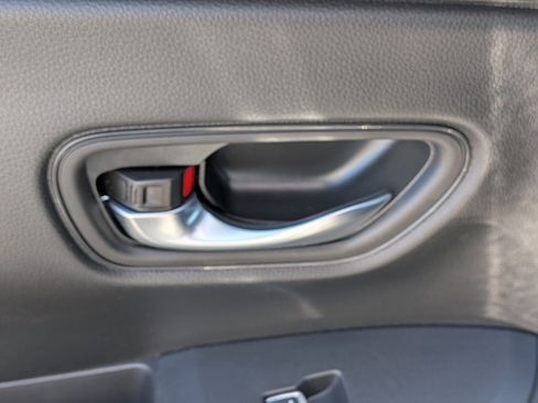 Used 2025 Honda HR-V Sport image 28