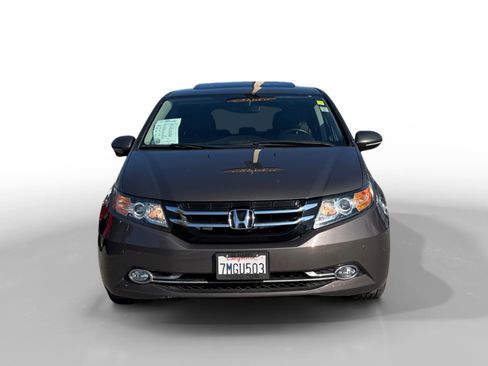Used 2015 Honda Odyssey Touring image 8