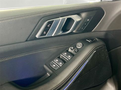 Used 2024 BMW X5 xDrive40i image 17