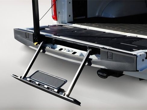 Used 2022 Ford F150 Platinum w/ Equipment Group 701A High image 11