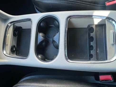 Used 2019 Dodge Grand Caravan SXT image 20