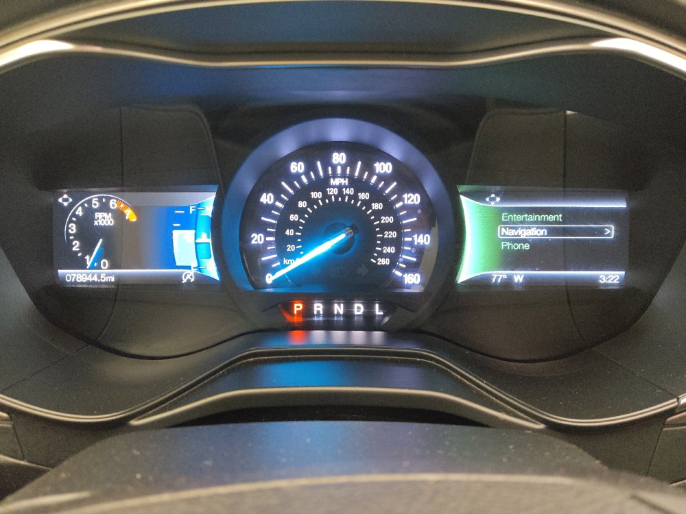 Used 2020 Ford Fusion SE FWD image 23