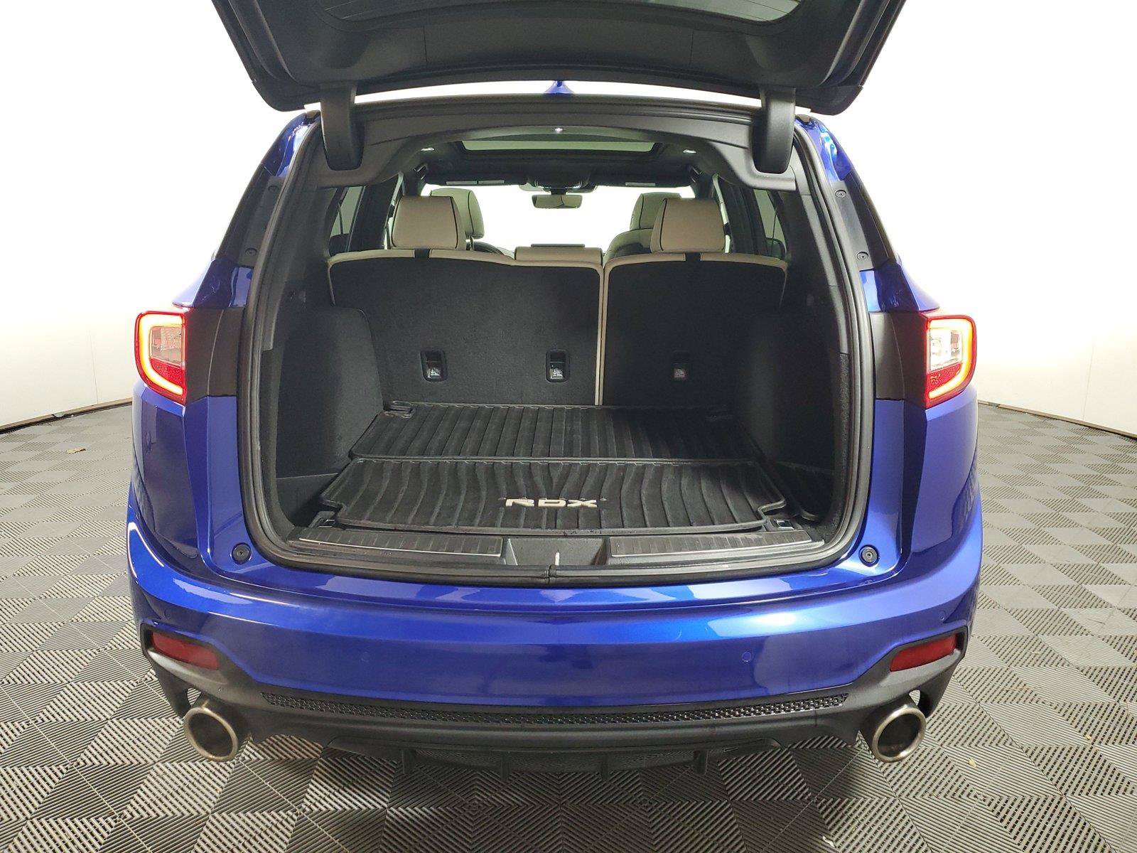 Used 2023 Acura RDX w/ Advance Package AWD/4WD image 9