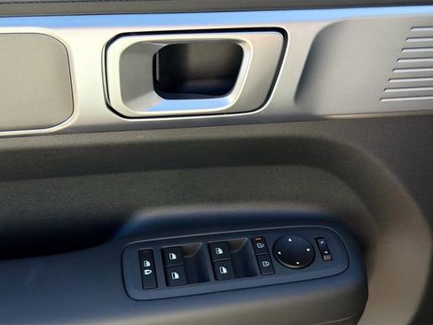 New 2026 Hyundai Santa Fe SE FWD image 17