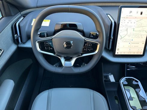 New 2026 Volvo EX30 Plus image 12